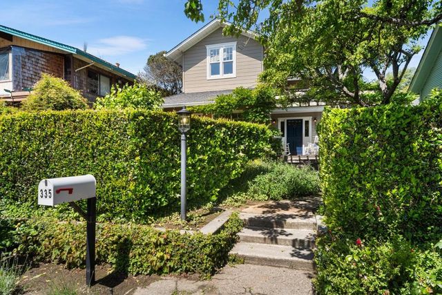 335 13th Avenue, Santa Cruz, CA 95062