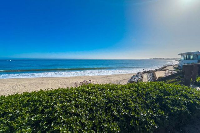 335 13th Avenue, Santa Cruz, CA 95062