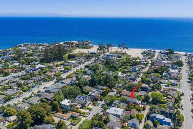 335 13th Avenue, Santa Cruz, CA 95062
