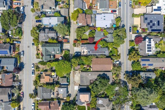 335 13th Avenue, Santa Cruz, CA 95062