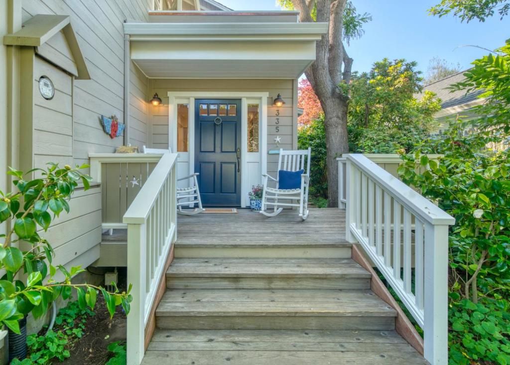 335 13th Avenue, Santa Cruz, CA 95062