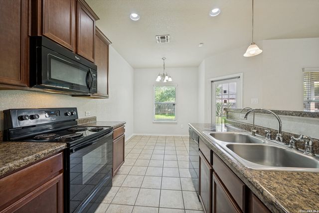 3851 Bacall Way, Converse, TX 78109