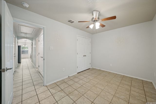 3851 Bacall Way, Converse, TX 78109