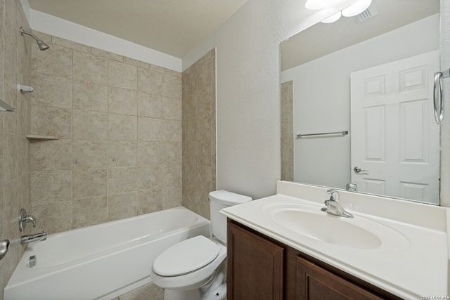 3851 Bacall Way, Converse, TX 78109