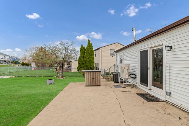 1320 Elm Drive, Schaumburg, IL 60194