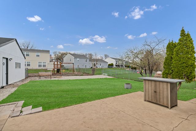 1320 Elm Drive, Schaumburg, IL 60194