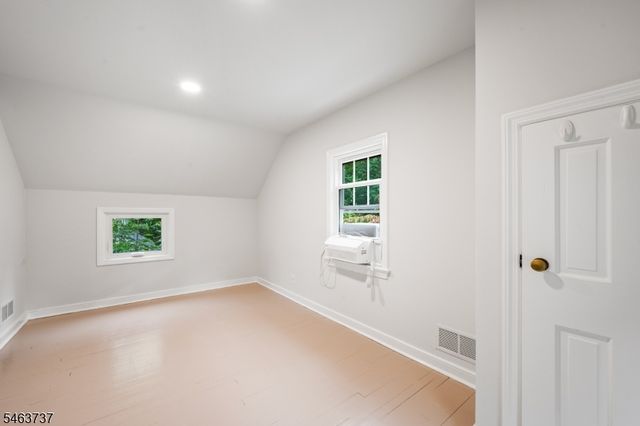 1187 Sussex Rd, Teaneck Twp., NJ 07666