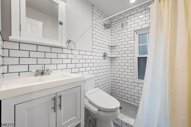 1187 Sussex Rd, Teaneck Twp., NJ 07666