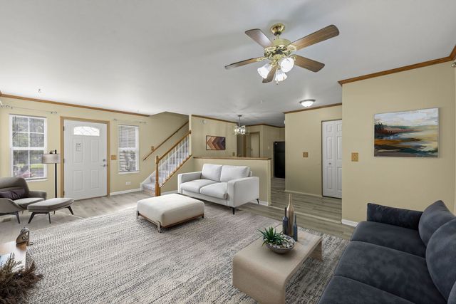 66 Wingate Drive, Oswego, IL 60543