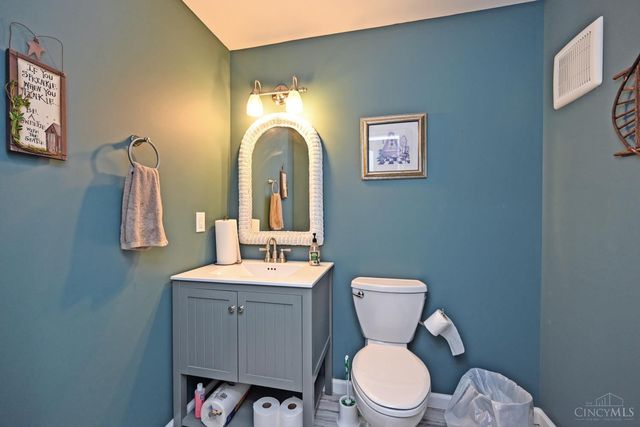 702 Lake View Drive, Union Twp, OH 45150