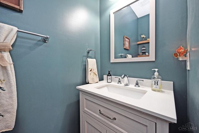 702 Lake View Drive, Union Twp, OH 45150