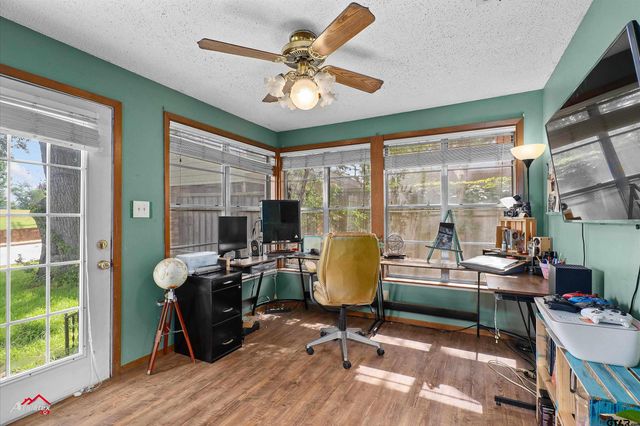 305 Smith Street, Henderson, TX 75652