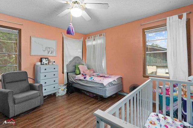 305 Smith Street, Henderson, TX 75652