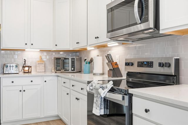 140 Joyce Dr, Longs, SC 29568