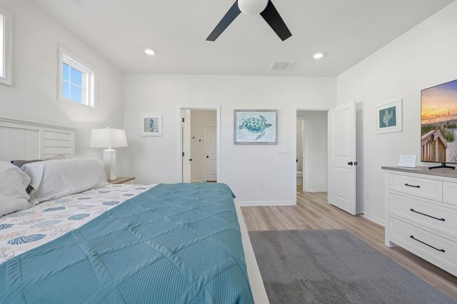 140 Joyce Dr, Longs, SC 29568