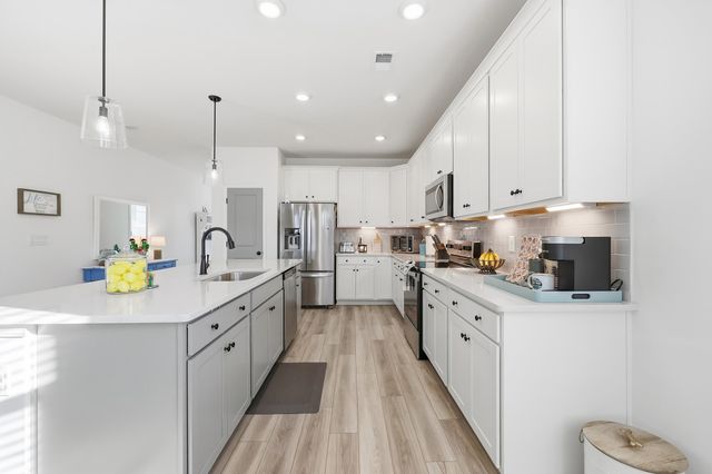 140 Joyce Dr, Longs, SC 29568