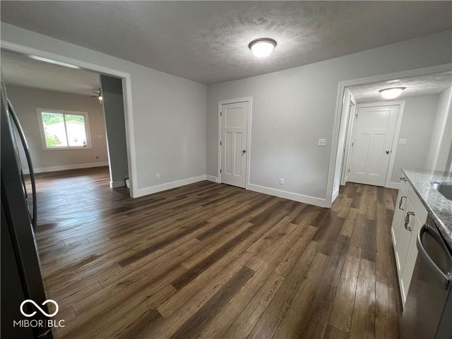 307 E Wall Street, Advance, IN 46102