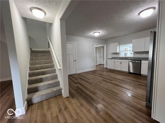 307 E Wall Street, Advance, IN 46102