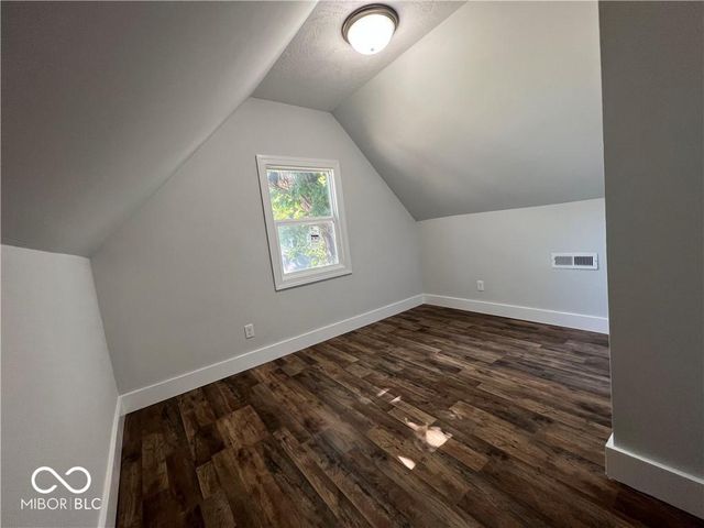 307 E Wall Street, Advance, IN 46102