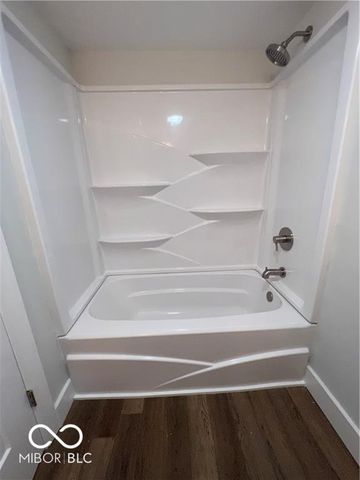 307 E Wall Street, Advance, IN 46102