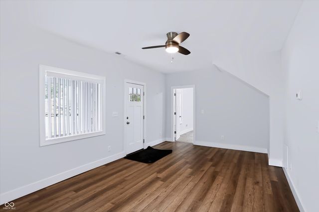 307 E Wall Street, Advance, IN 46102