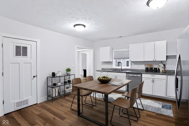 307 E Wall Street, Advance, IN 46102