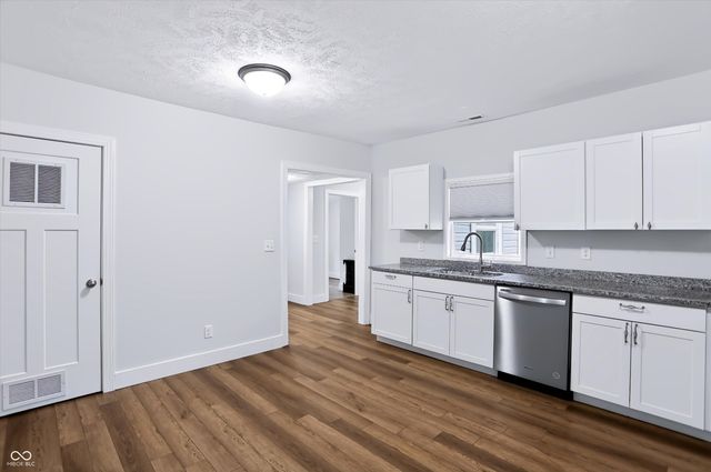 307 E Wall Street, Advance, IN 46102