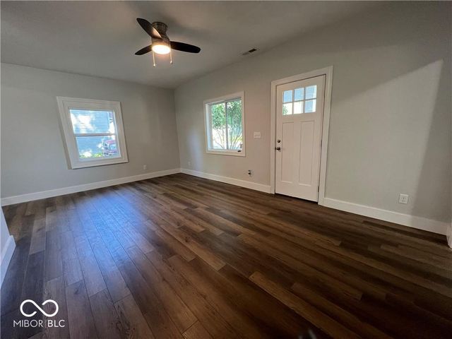 307 E Wall Street, Advance, IN 46102