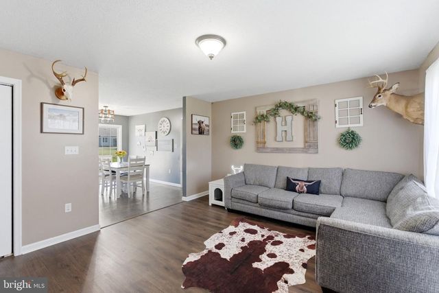 204 SONYA LN, Bunker Hill, WV 25413