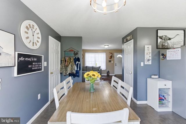 204 SONYA LN, Bunker Hill, WV 25413