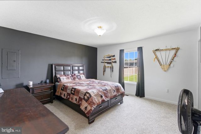 204 SONYA LN, Bunker Hill, WV 25413
