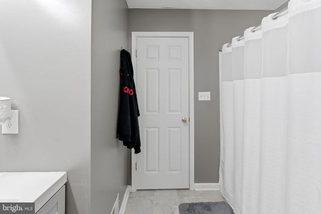 204 SONYA LN, Bunker Hill, WV 25413