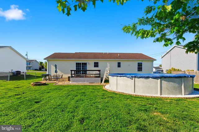 204 SONYA LN, Bunker Hill, WV 25413