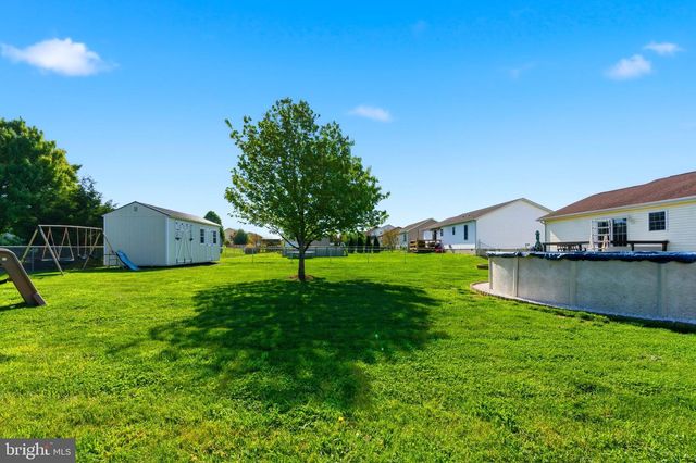 204 SONYA LN, Bunker Hill, WV 25413