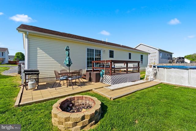 204 SONYA LN, Bunker Hill, WV 25413