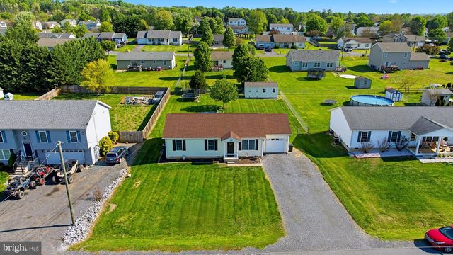 204 SONYA LN, Bunker Hill, WV 25413