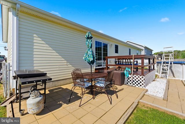 204 SONYA LN, Bunker Hill, WV 25413