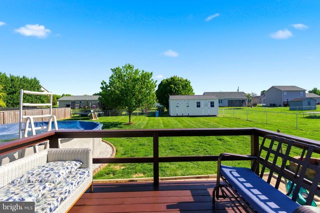 204 SONYA LN, Bunker Hill, WV 25413