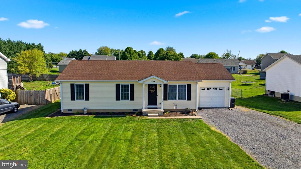 204 SONYA LN, Bunker Hill, WV 25413