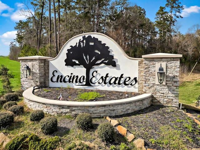 158 Road 6609, Dayton, TX 77535