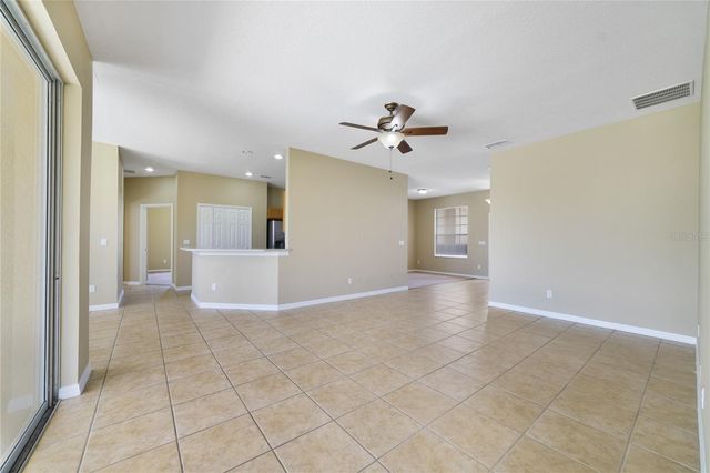 243 WILDFLOWER ROAD, Davenport, FL 33837