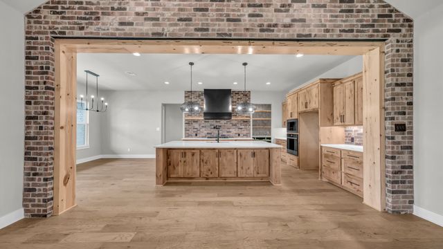 548 Aermotor Loop, Weatherford, TX 76085