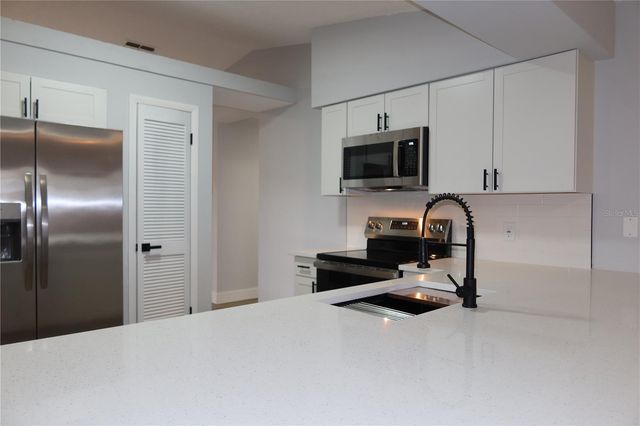 1311 BATTERSEA AVENUE, Spring Hill, FL 34609