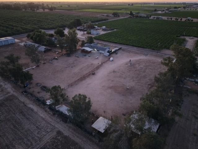 2109 E Dinuba Avenue, Fresno, CA 93725