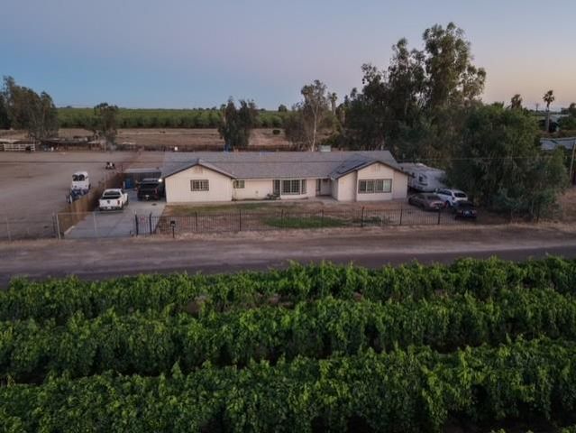 2109 E Dinuba Avenue, Fresno, CA 93725