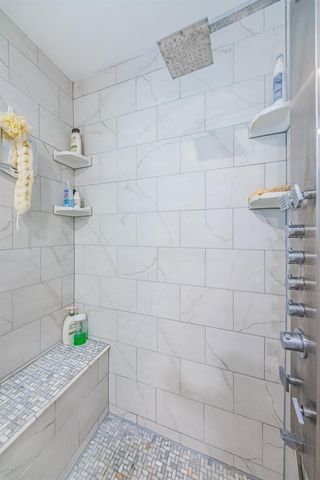 5230 VENETIAN BOULEVARD NE, St Petersburg, FL 33703