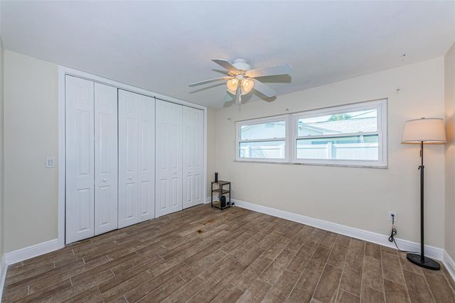 5230 VENETIAN BOULEVARD NE, St Petersburg, FL 33703