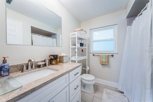 5230 VENETIAN BOULEVARD NE, St Petersburg, FL 33703