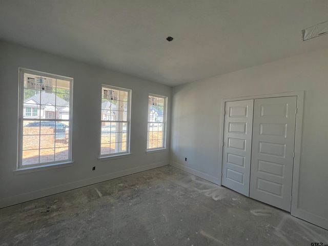 9555 Friedlander Way, Tyler, TX 75703