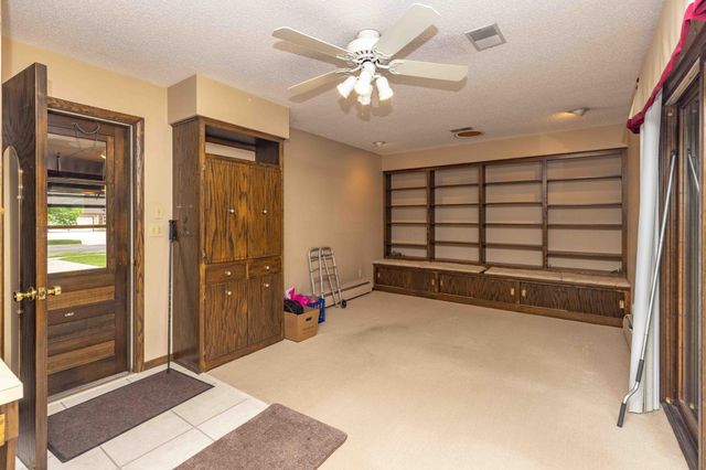 501 23rd Avenue S, Fargo, ND 58103